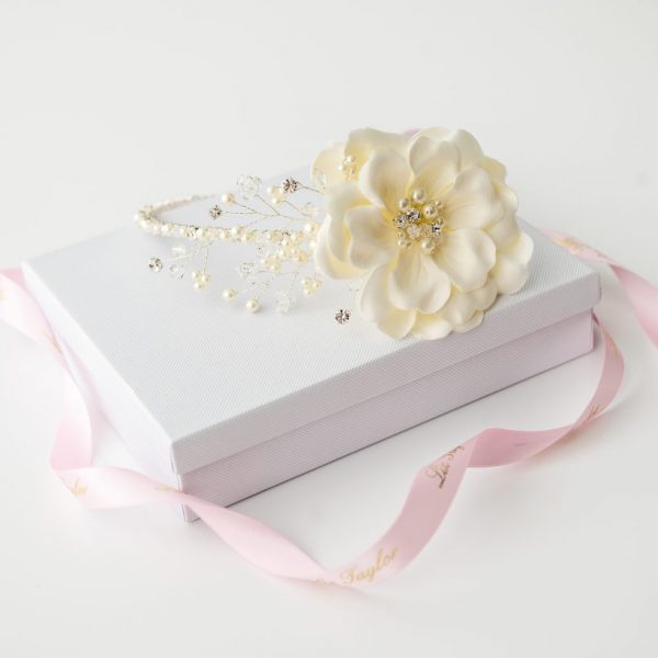 ARABELLA ENCHANTING FLOWER HEADBAND
