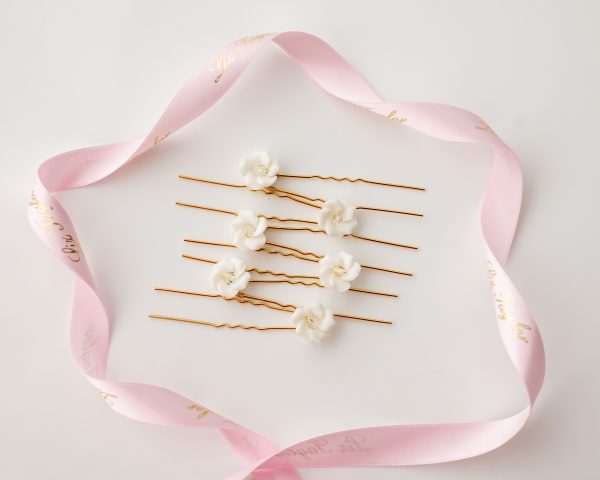ELOUISE FLOWER ENCHANTED HAIR PIN SET - Image 3
