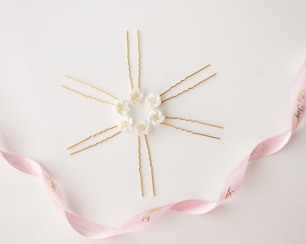 ELOUISE FLOWER ENCHANTED HAIR PIN SET - Image 2