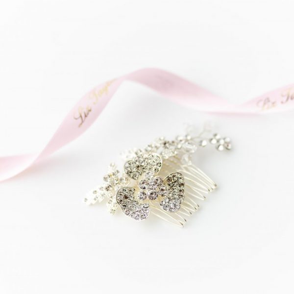DAISY CRYSTAL FLOWER HAIR COMB - SILVER