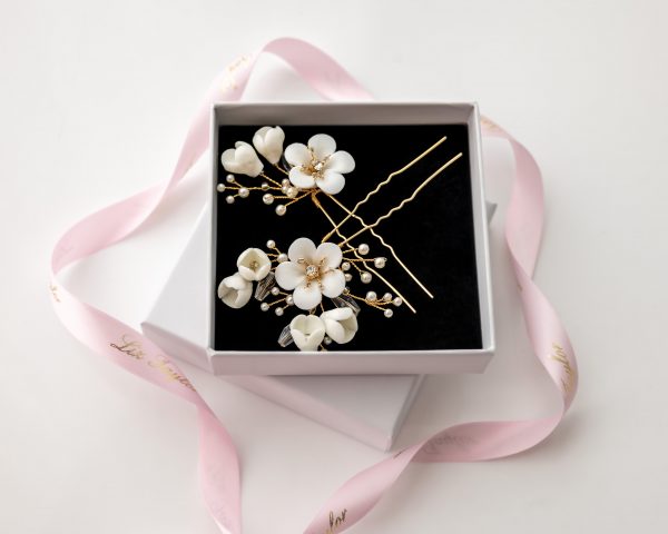AURELIA CLAY FLOWER & PEARL HAIRPIN SET - GOLD