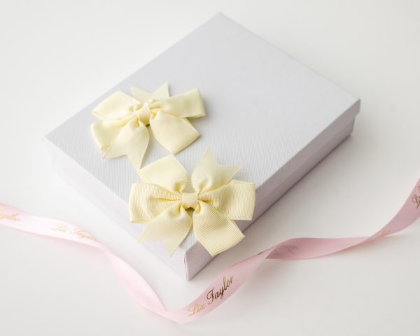 GRACIE FLOWER GIRL IVORY HAIR BOW SET